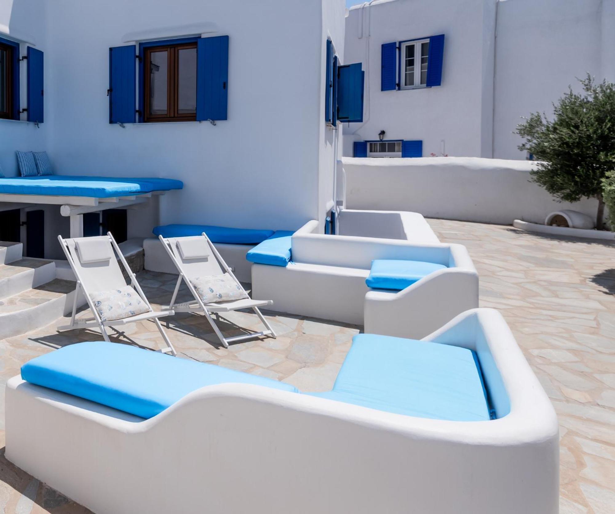 Olive Tree Mykonos Town Semi-Basement Apartment Bagian luar foto