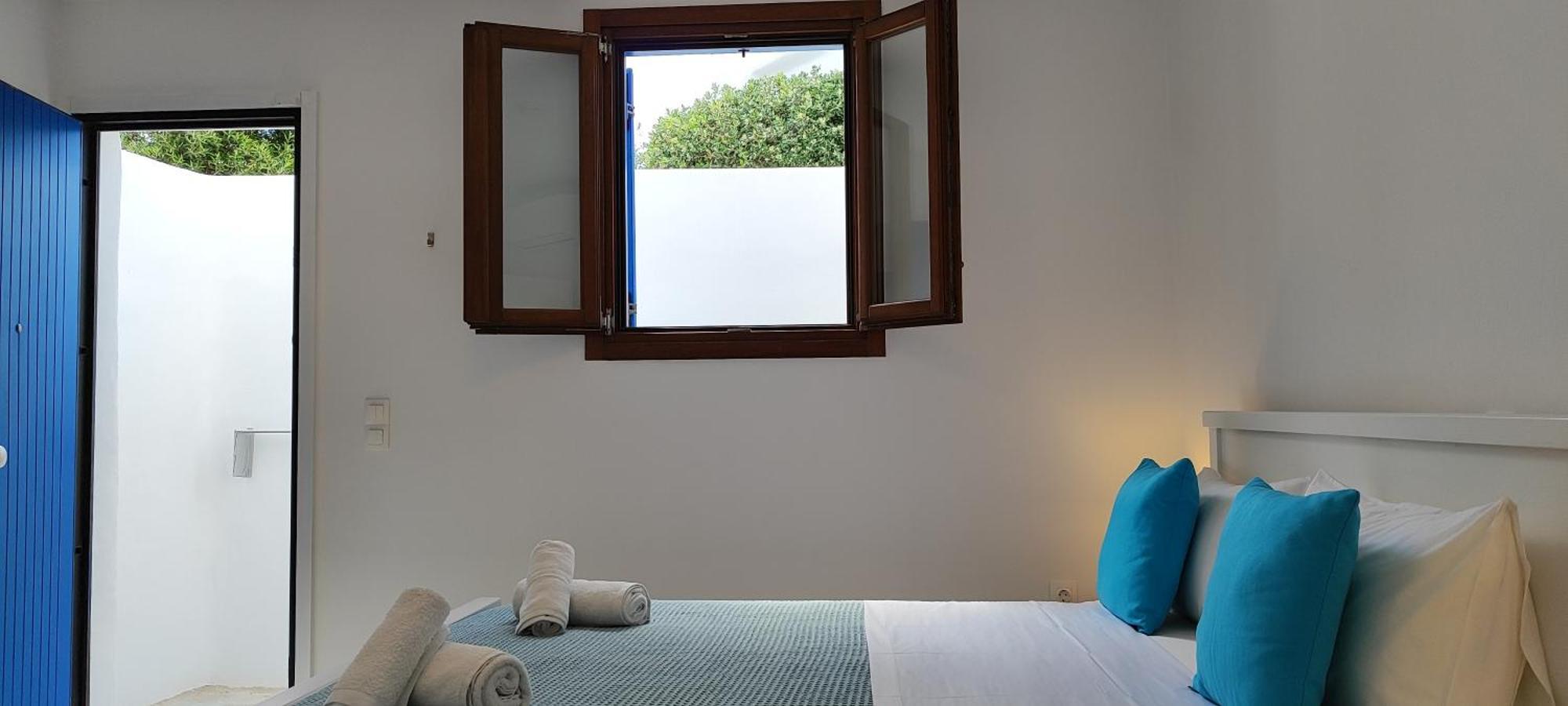 Olive Tree Mykonos Town Semi-Basement Apartment Bagian luar foto