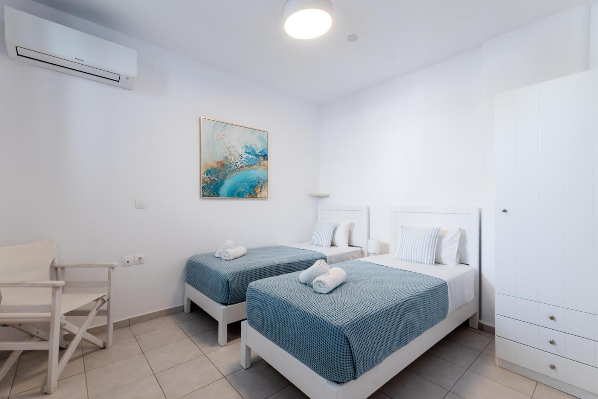 Olive Tree Mykonos Town Semi-Basement Apartment Bagian luar foto