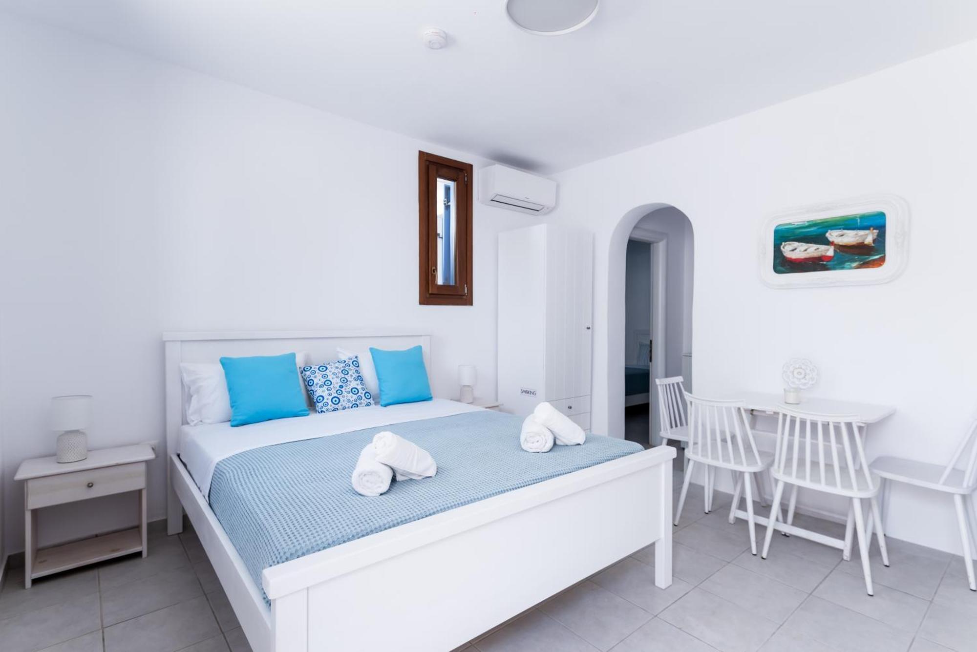 Olive Tree Mykonos Town Semi-Basement Apartment Bagian luar foto