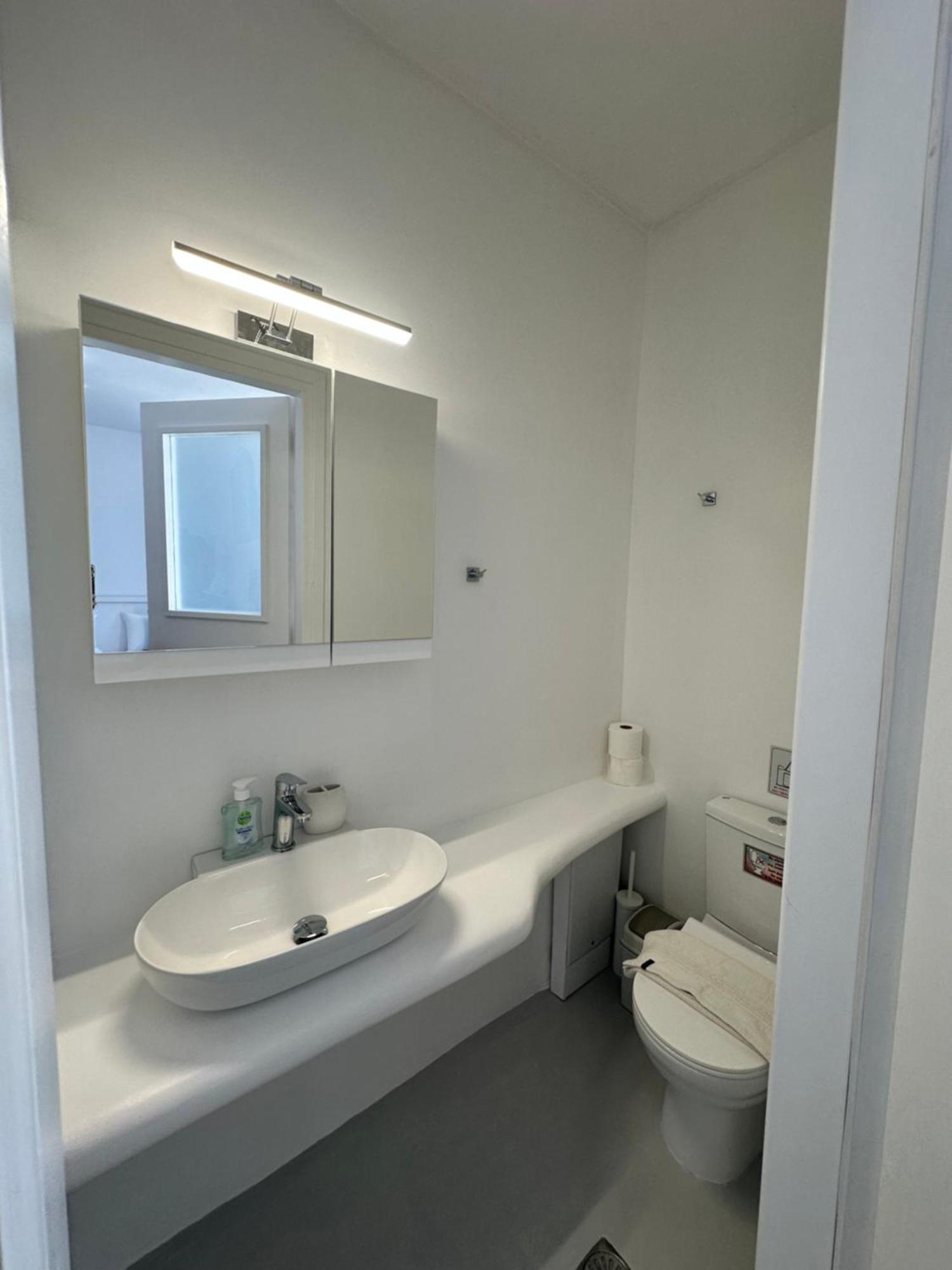 Olive Tree Mykonos Town Semi-Basement Apartment Bagian luar foto